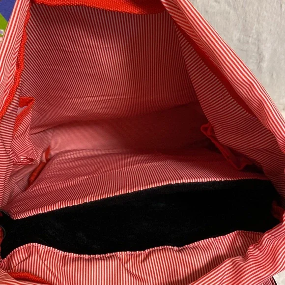 Journeyman backpack with a fur padded soft laptop sleeve. - Picture 3 of 3